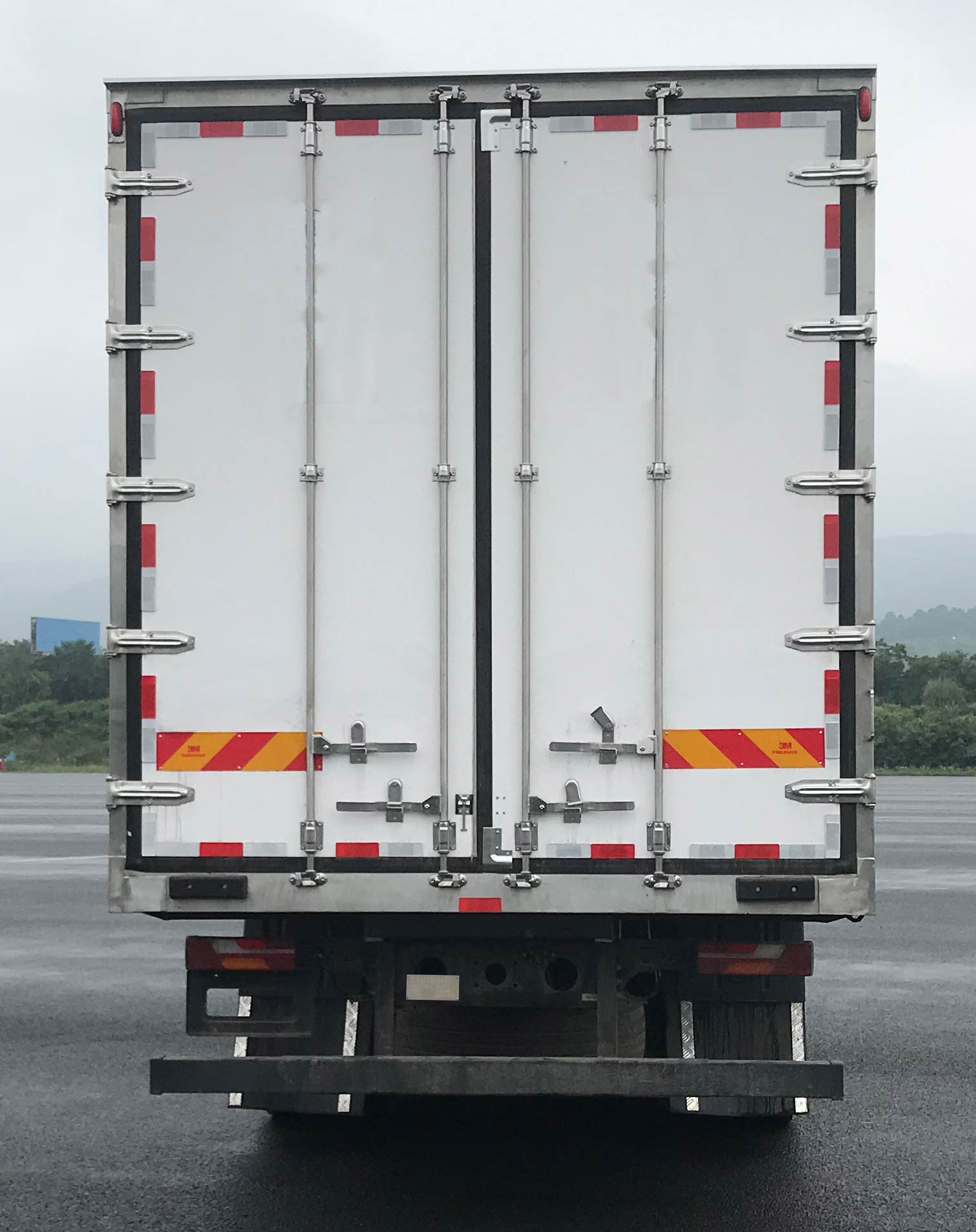 陜汽牌SX5319XLCGD456冷藏車公告圖片