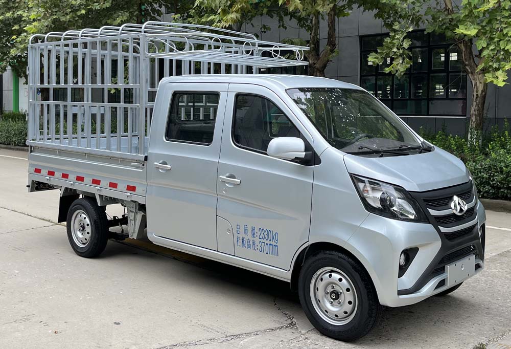 長安牌SC5022CCYSEAP6倉柵式運(yùn)輸車公告圖片