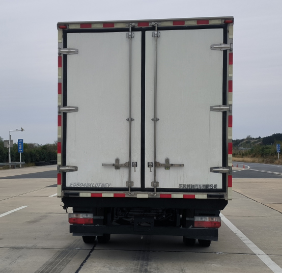 東風(fēng)牌EQ5043XLCTBEV換電式純電動(dòng)冷藏車公告圖片