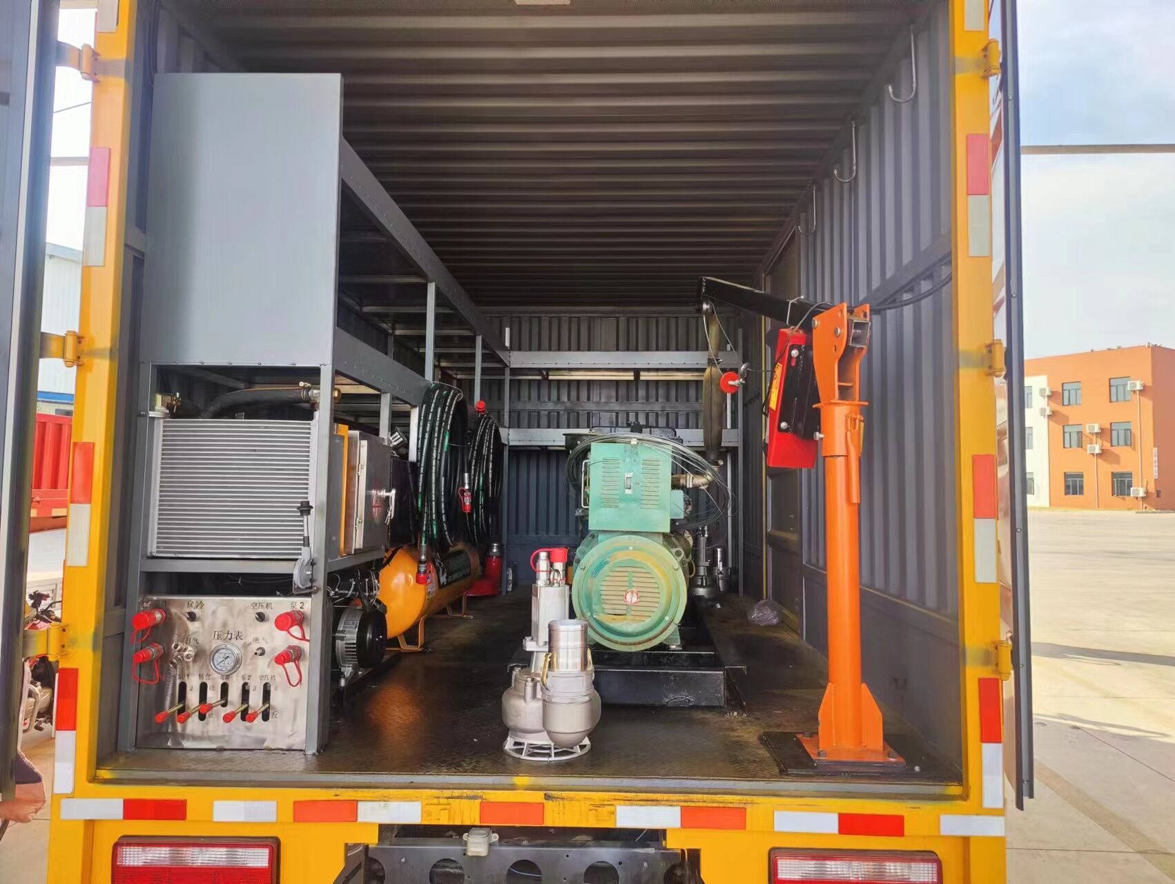 解放牌CA5040XXHP40K61L2E6A84救險車公告圖片