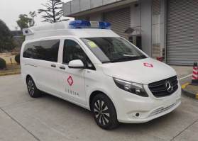 雅升牌YPV5031XJH救护车