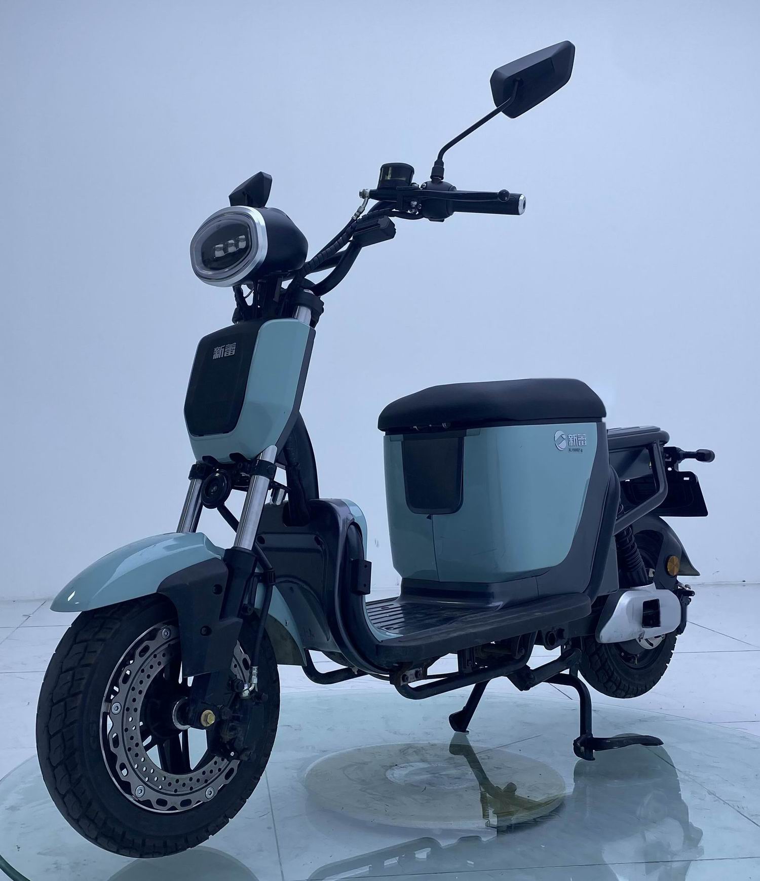 XL1500DT-8 新蕾牌纯电动前盘式后盘式电动两轮摩托车图片