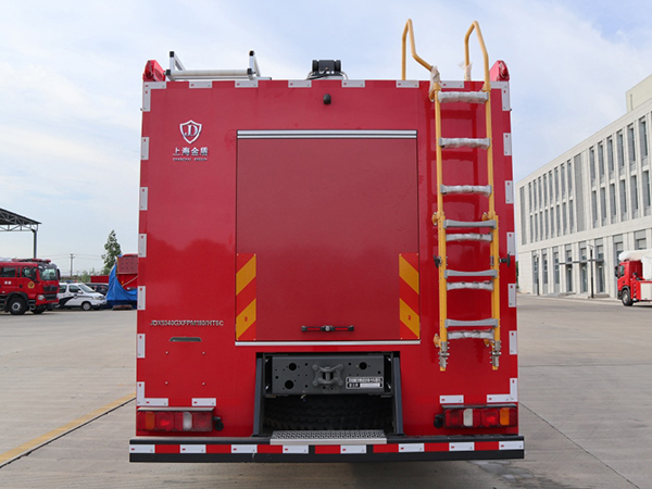 金盛盾牌JDX5340GXFPM180/HT6C泡沫消防車公告圖片