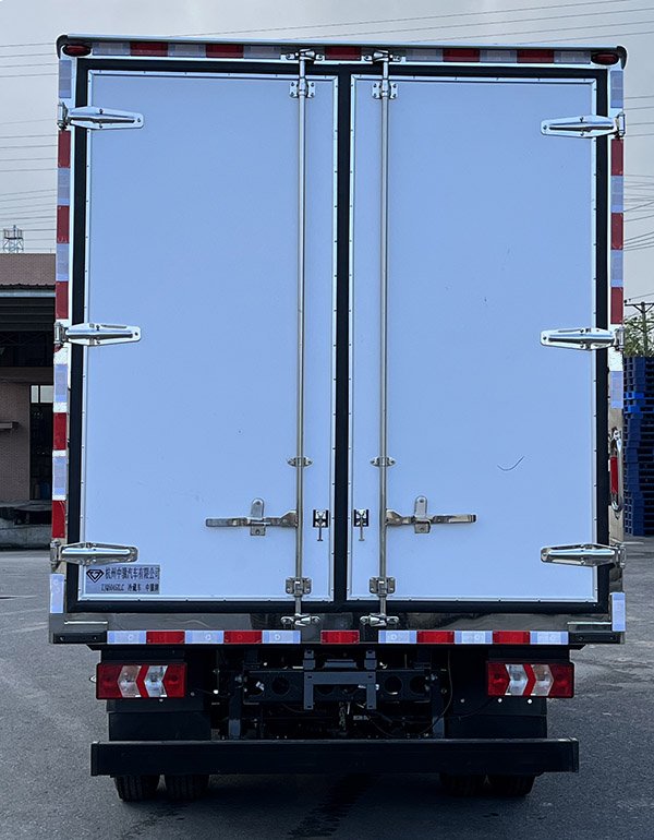 中驥牌ZJQ5045XLC冷藏車公告圖片