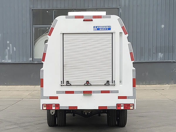 程力威牌CLW5031TYHCDP路面養(yǎng)護(hù)車公告圖片