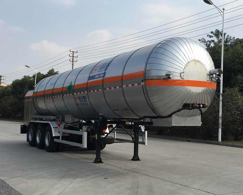 圣达因牌12.5米26.8吨3轴二氧化碳运输半挂车(SDY9401GYU)