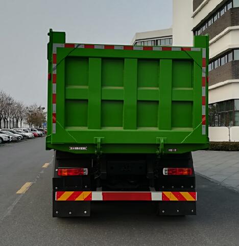 解放牌CA5311ZLJP27K15L5T4E6A80自卸式垃圾車公告圖片