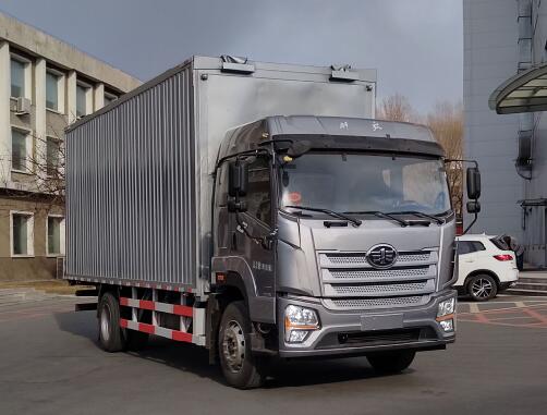 解放牌CA5180XYKP28K1L4E6翼開啟廂式車公告圖片