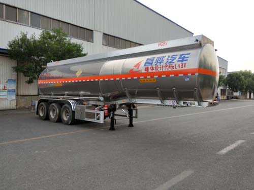 昌骅牌11米34.5吨3轴氧化性物品罐式运输半挂车(HCH9407GYW)