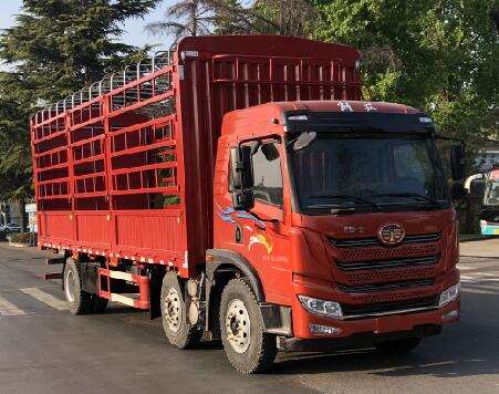 解放牌CA5254CCYPK2L6T3E6A80倉(cāng)柵式運(yùn)輸車(chē)公告圖片