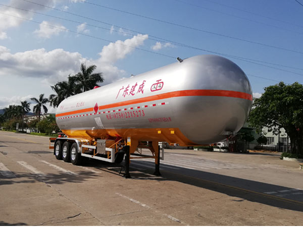 久远牌13.1米25.4吨3轴液化气体运输半挂车(KP9408GYQBA)