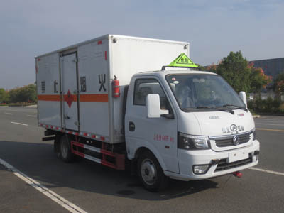 JDF5042XRQE6 江特牌易燃气体厢式运输车图片
