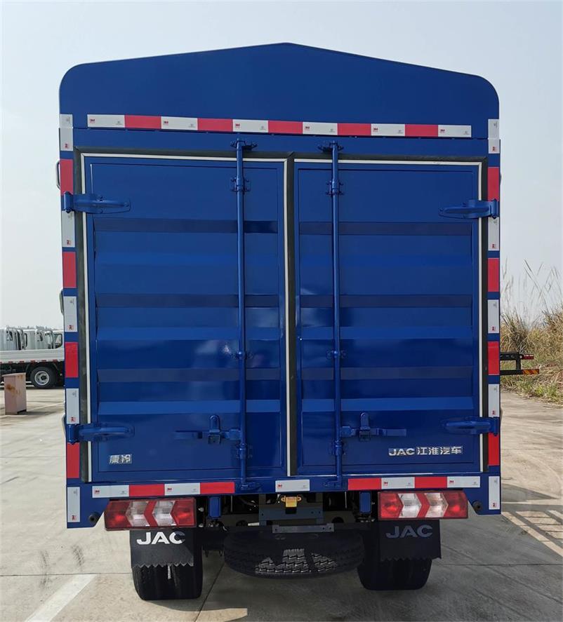 江淮牌HFC5031CCYP23K1B4S倉(cāng)柵式運(yùn)輸車公告圖片