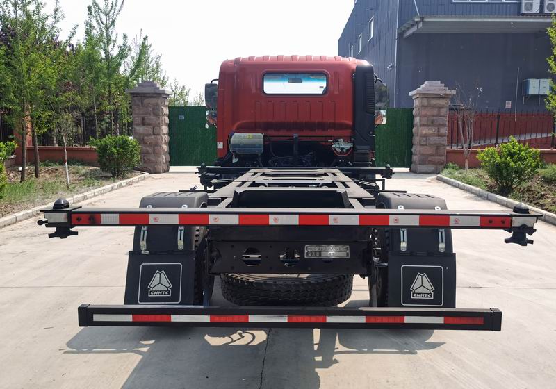 豪沃牌ZZ5077ZKXF3315F174車廂可卸式汽車公告圖片