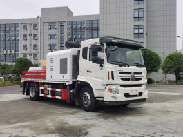 斯太尔牌ZZ5144THBH4717F1车载式混凝土泵车