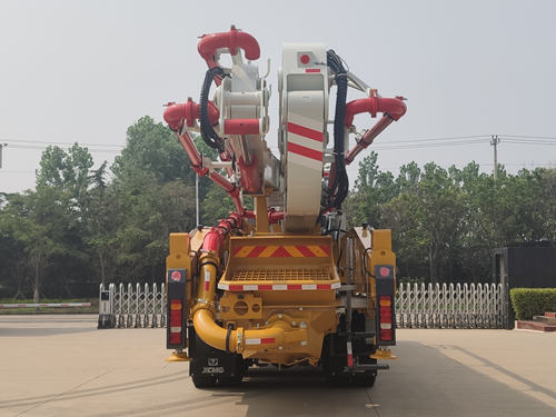 徐工牌XZS5365THBZ混凝土泵車公告圖片