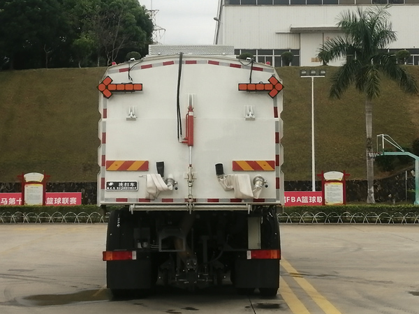 福龙马牌FLM5250TXSDF6S洗扫车公告图片