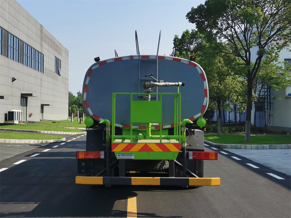 東風牌DFZ5310GPSSZ6D綠化噴灑車公告圖片