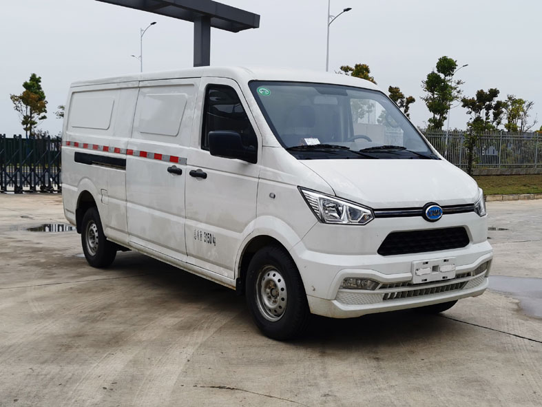 凱馬牌KMC5033XXYBEVC305M純電動(dòng)廂式運(yùn)輸車(chē)公告圖片