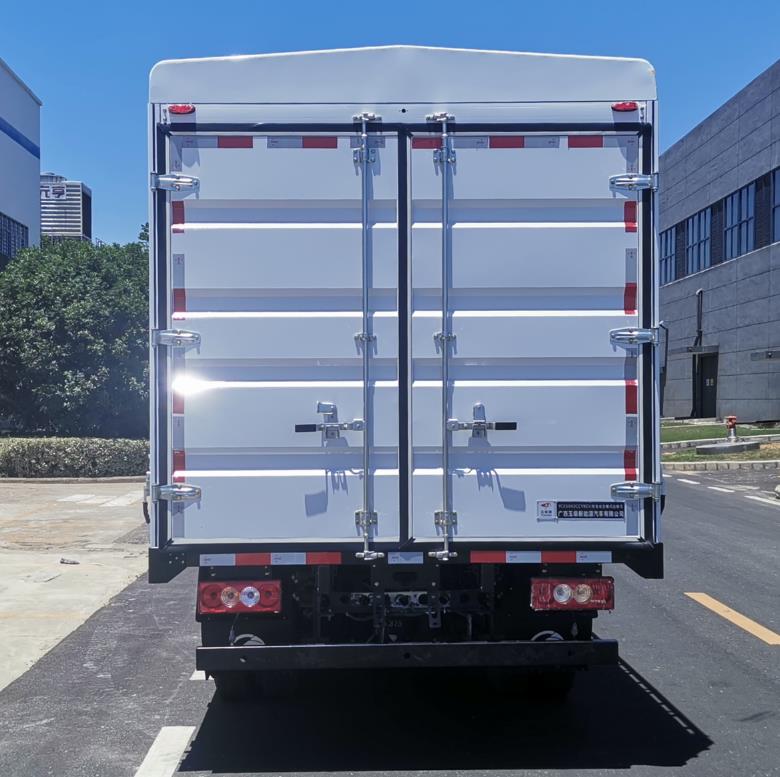 玉柴牌YCE5042CCYBEV純電動(dòng)倉(cāng)柵式運(yùn)輸車公告圖片