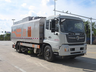 新東日牌YZR5181TXCD6吸塵車公告圖片