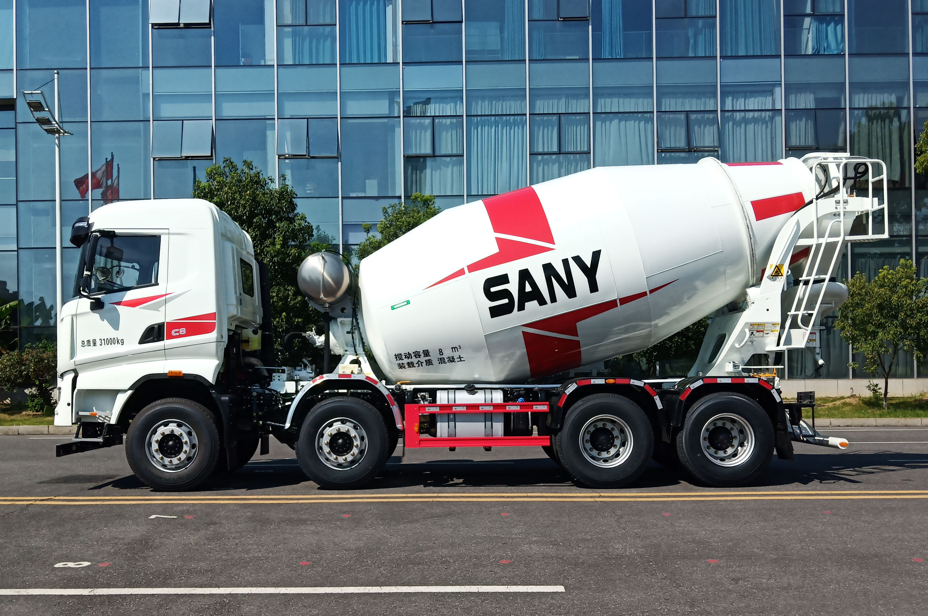 三一牌SYM5318GJB1F7混凝土攪拌運(yùn)輸車公告圖片