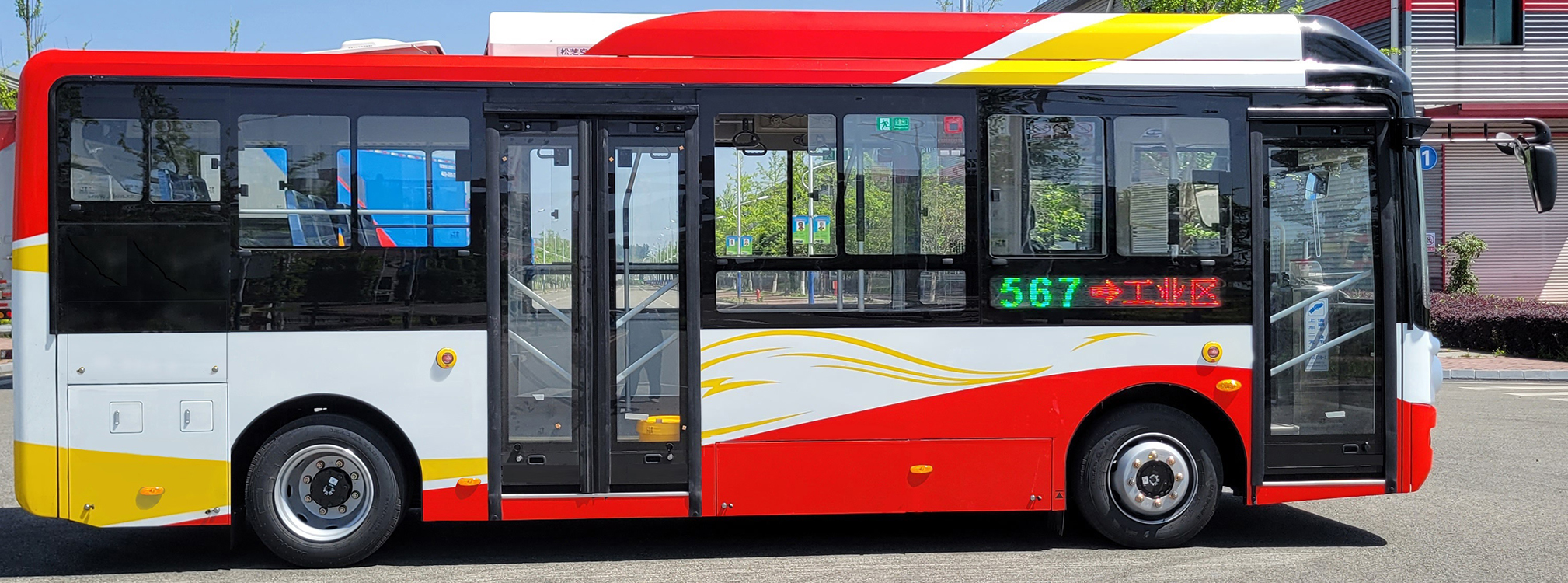 广通牌GTQ6800BEVB35纯电动城市客车公告图片