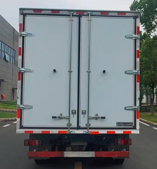 華神牌DFD5040XXYLBEV1純電動(dòng)廂式運(yùn)輸車公告圖片