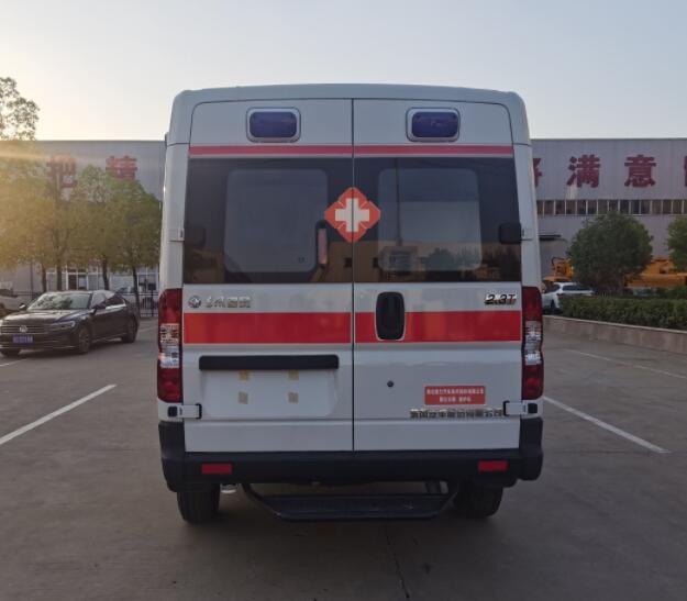 聚塵王牌HNY5046XJHZEQ6救護(hù)車公告圖片