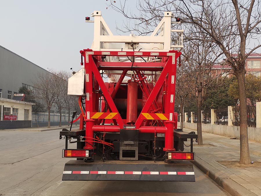 寶路隨車(chē)牌ABL5310TXJSX6修井機(jī)公告圖片