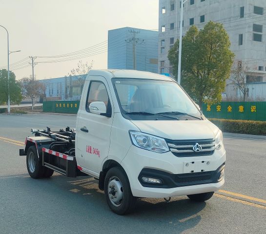 三一牌SYR5035ZXXCA6車(chē)廂可卸式垃圾車(chē)公告圖片