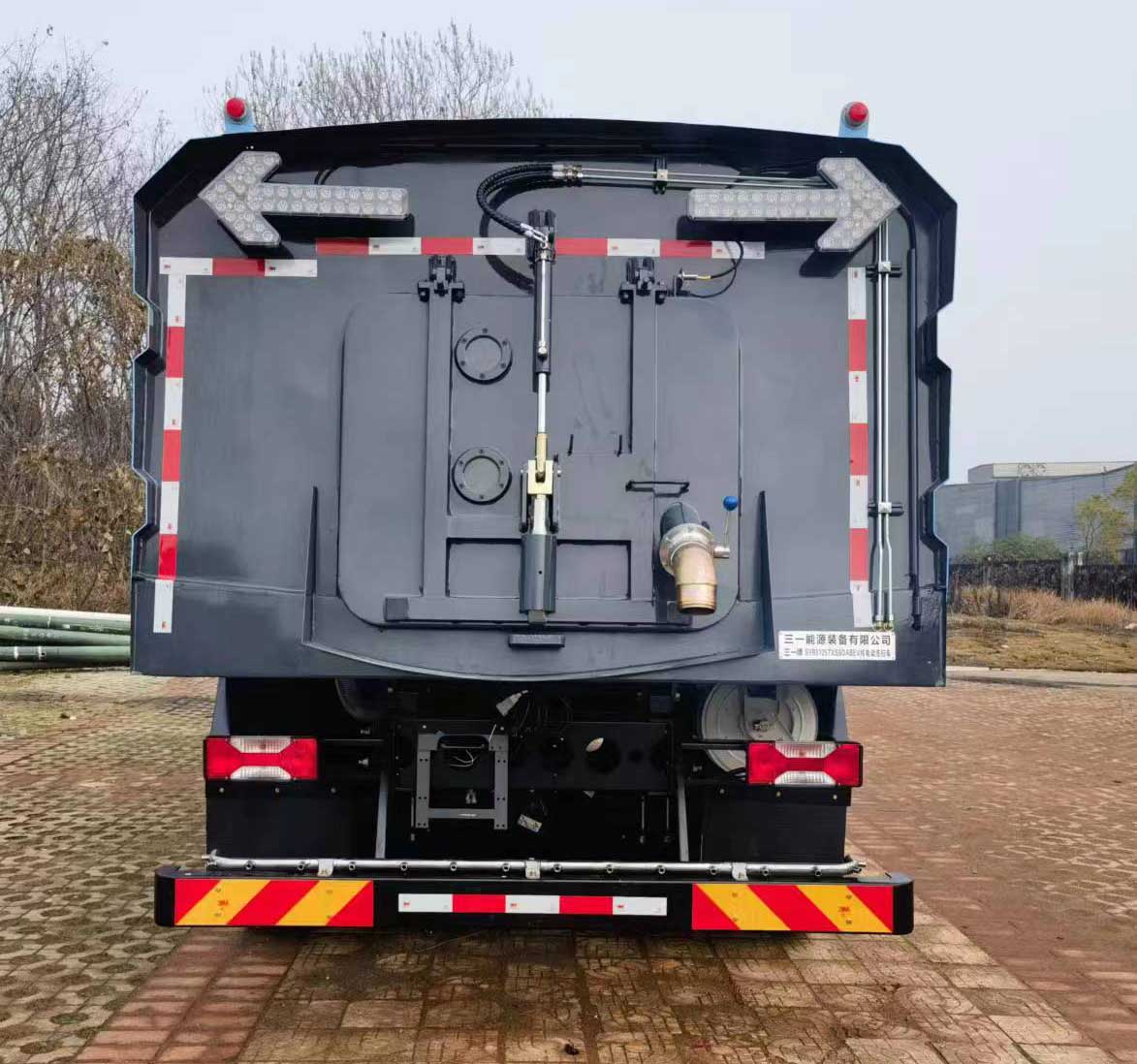 三一牌SYR5125TXSSDABEV純電動洗掃車公告圖片