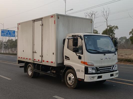 江淮牌HFC5088XXYP31K2C7S-1厢式运输车公告图片