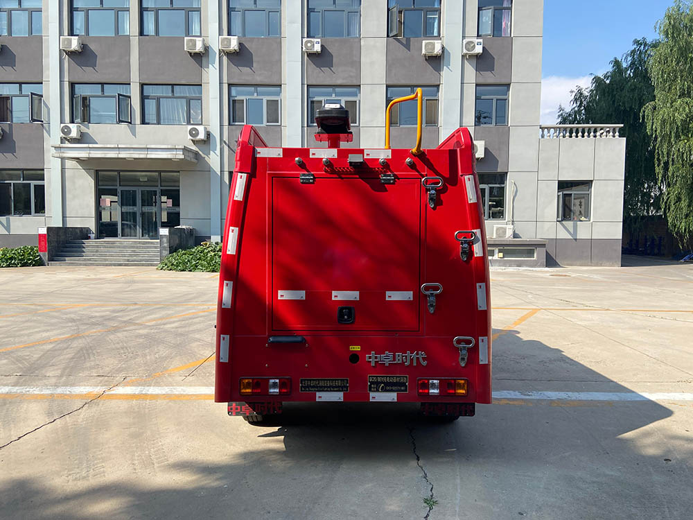 中卓时代牌ZXF5030TXFQC20/BEV纯电动器材消防车公告图片