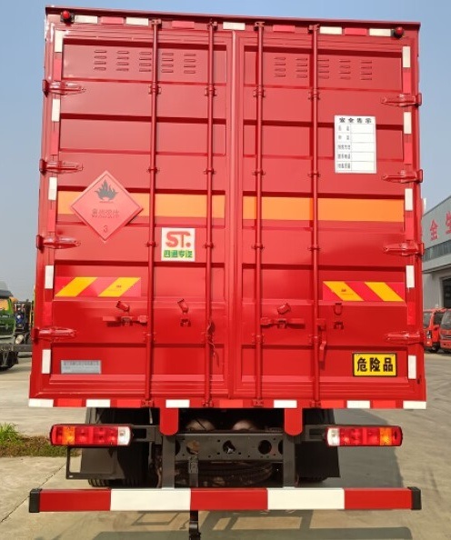 丰霸牌STD5180XRYCA6易燃液体厢式运输车公告图片