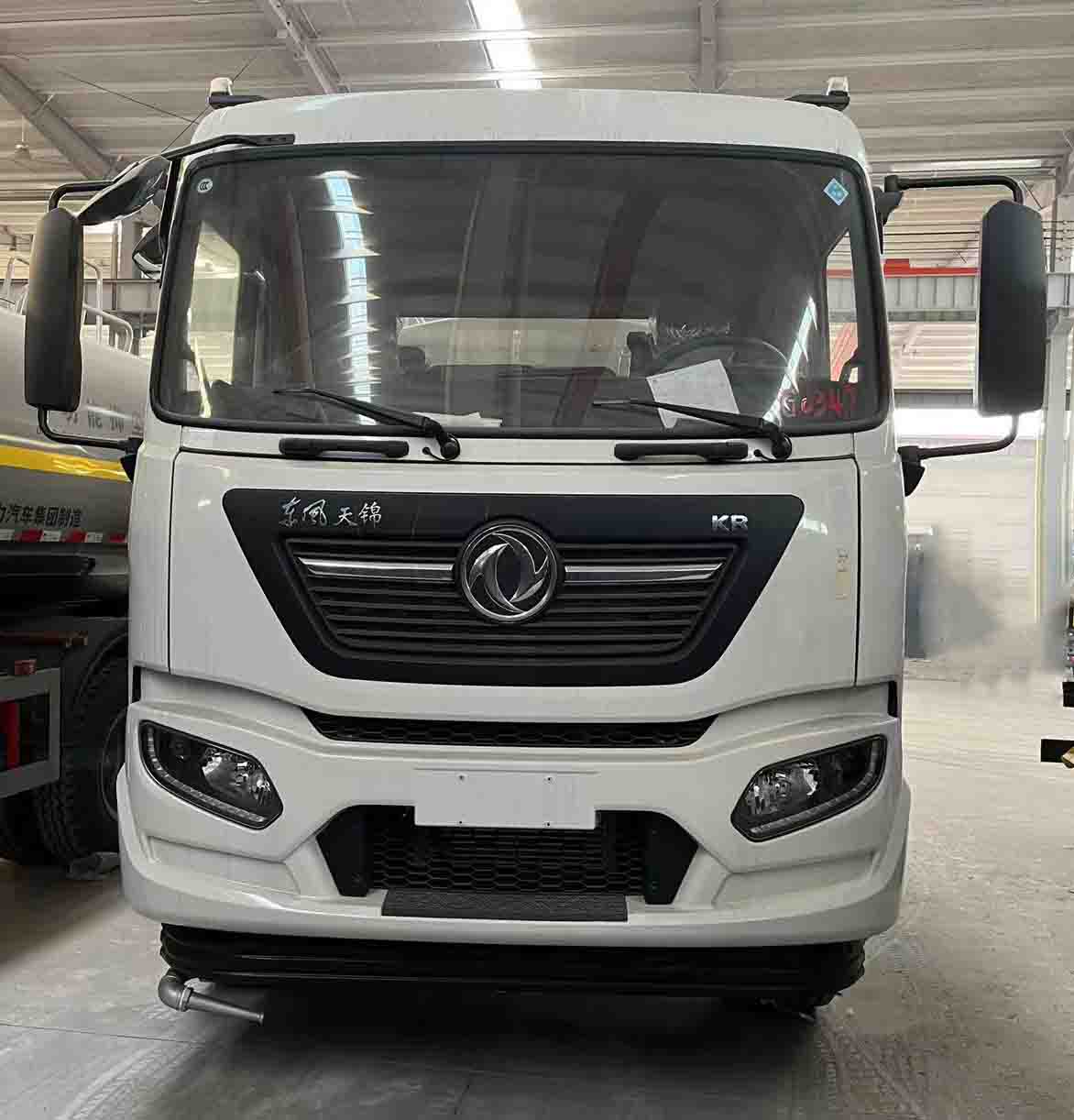 凱力風(fēng)牌KLF5250GPSDF6綠化噴灑車公告圖片