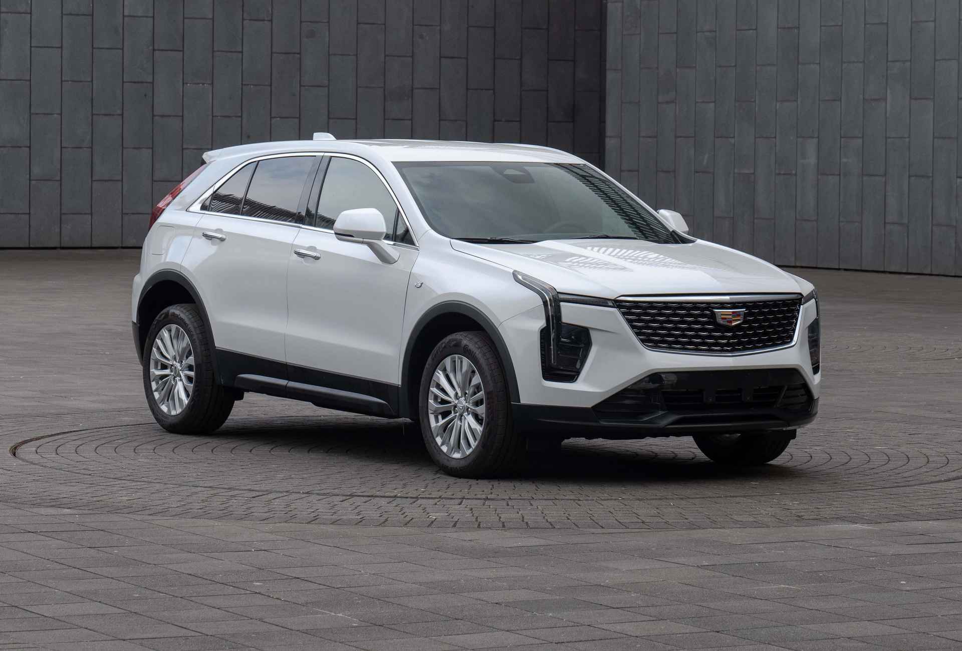 凯迪拉克牌SGM6468EBA4多用途乘用车图片