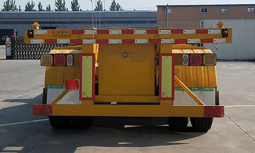 粱锋牌LYL9400TJZ集装箱运输半挂车公告图片