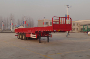 栏板半挂车