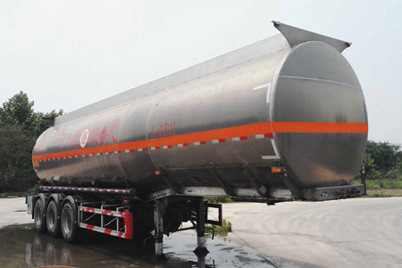 景阳岗牌12米33.8吨3轴铝合金易燃液体罐式运输半挂车(SFL9400GRYL)