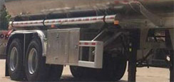 运力牌LG9351GYYA铝合金运油半挂车公告图片