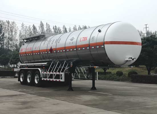 宏图牌12.3米29.6吨3轴易燃液体罐式运输半挂车(HT9400GRY7)