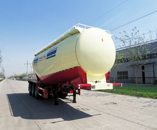 杨嘉牌9.3米32.5吨3轴普通液体运输半挂车(LHL9400GPG)
