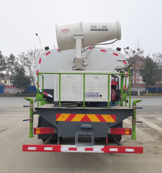 浩天星運(yùn)牌HTX5185GPSXL6綠化噴灑車公告圖片