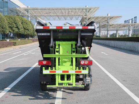 中联牌ZBH5033ZZZSHE6自装卸式垃圾车公告图片