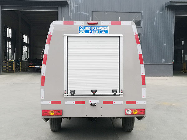 程力威牌CLW5030TYHB6路面養(yǎng)護(hù)車公告圖片