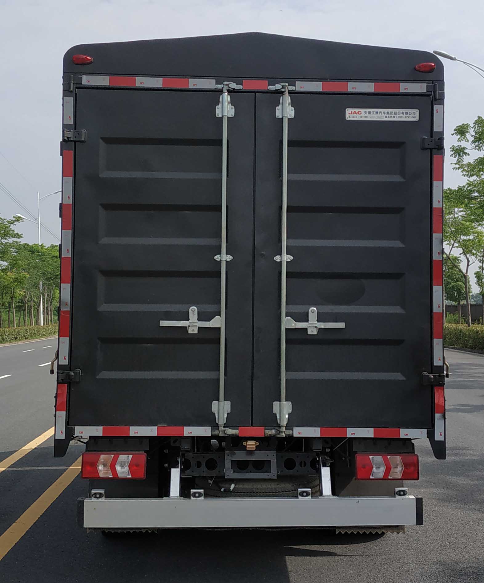 江淮牌HFC5043CCYP31K1C4NS-1倉柵式運輸車公告圖片