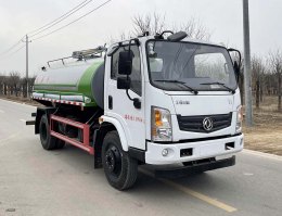 吸粪车