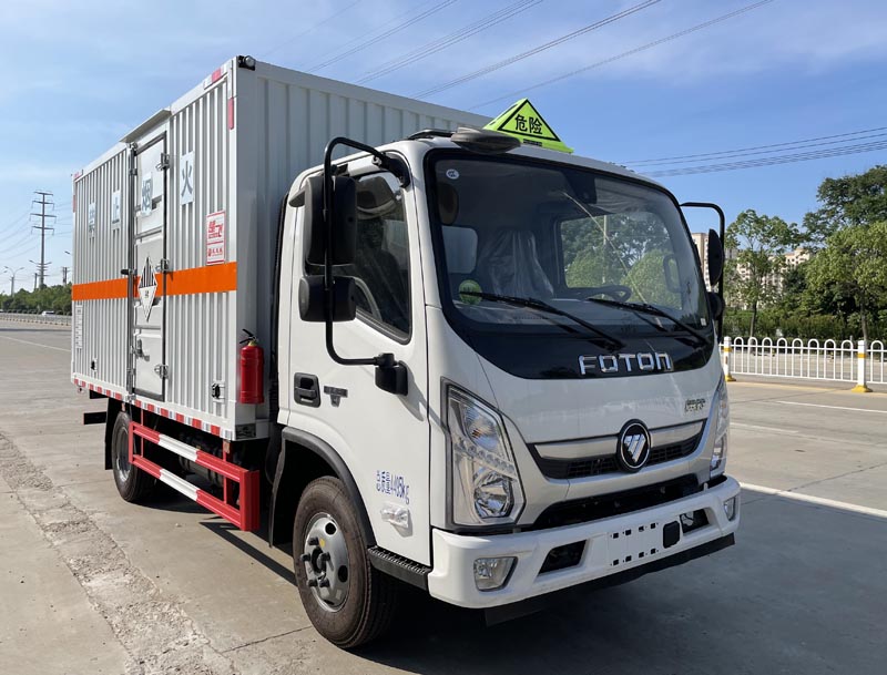 楚飞牌CLQ5048XZW6BJ杂项危险物品厢式运输车公告图片