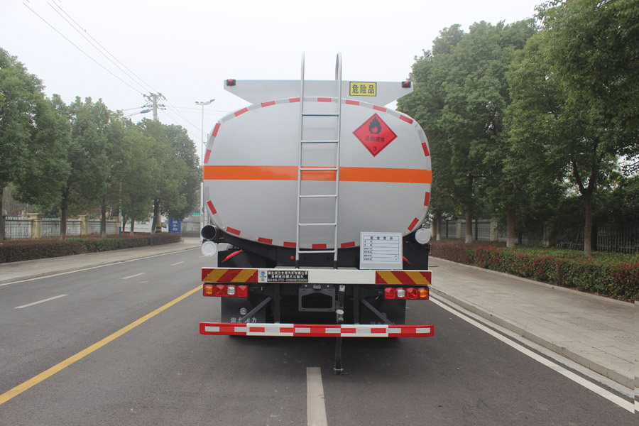 潤知星牌SCS5325GRYSX6易燃液體罐式運輸車公告圖片